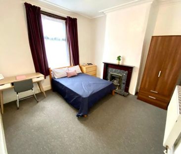 4 bedroom house share to rent - Photo 4