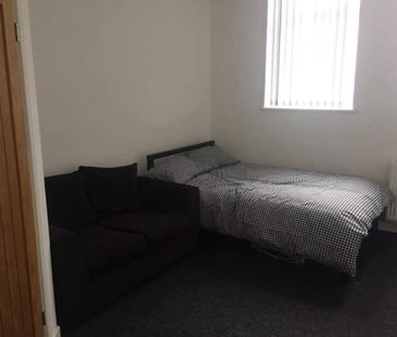 1 bed House Share - To Let - Photo 1