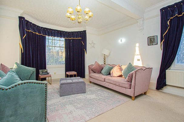 5 bedroom detached house to rent - Photo 1