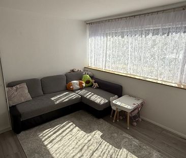 3 Bed Terraced House, Buddings Circle, HA9 - Photo 2