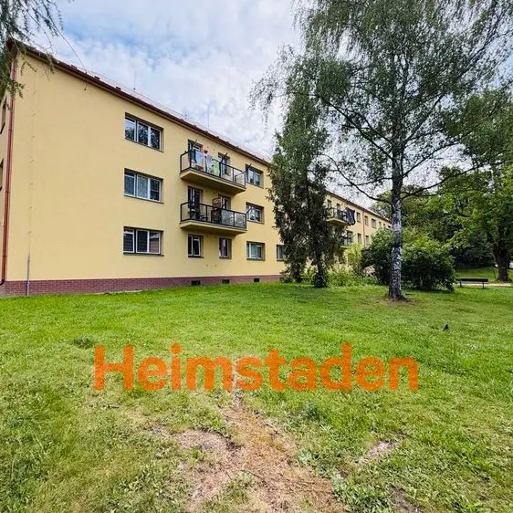 Pronájem bytu 1+kk 28 m - Photo 1