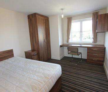 6 bedroom flat to rent - Photo 5