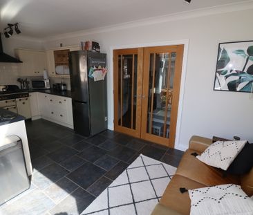 19 Hymers Close - Photo 5