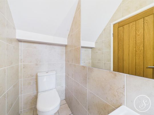 Armley Lodge Road, Leeds - Photo 1