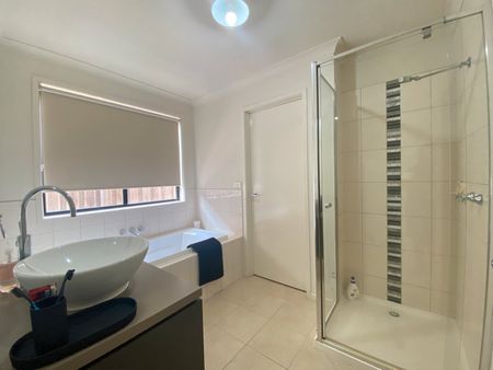 6 Legg Walk, Epping VIC 3076 - Photo 5