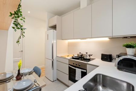 Carrer del Comte Borrell, Barcelona, Catalonia 08015 - Foto 4