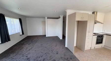 Freshly Painted Two Bedroom Home - Photo 5