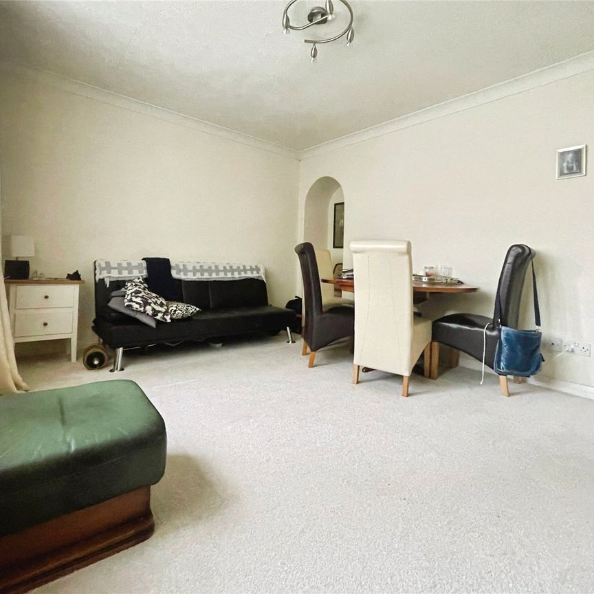 Nell Gwynne Avenue, Ascot, Berkshire, SL5 7BD - Photo 1