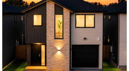 Brand -New 3-Bedroom Home in Papatoetoe – Modern Family Living - Photo 2