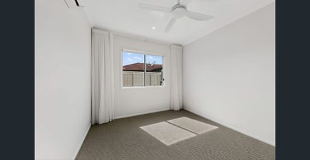 Coastal Living Awaits, Brand New Villa. Take the 3D tour - Photo 2