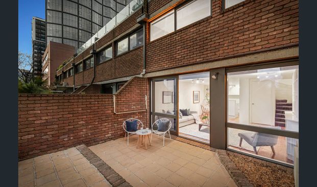 29/458 St Kilda Road MELBOURNE - Photo 1