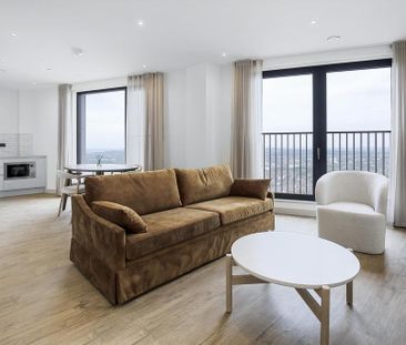 2 bedroom flat to rent - Photo 2