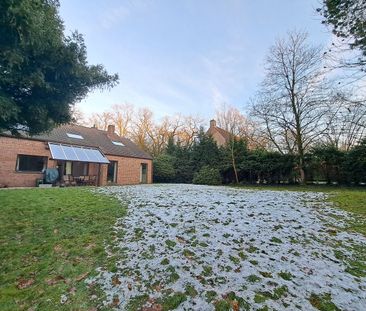 Zeer ruime en degelijke villa in een rustige, kindvriendelijke wijk - Photo 2