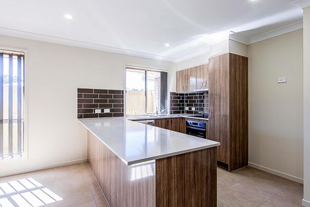 4 Bedroom Home In Highlands Estate! - Photo 5