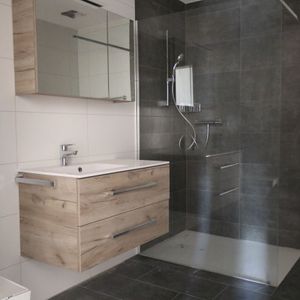 CHARMING 3 ½ ROOMS ON THE GROUND FLOOR – with TERRACE! - Foto 2