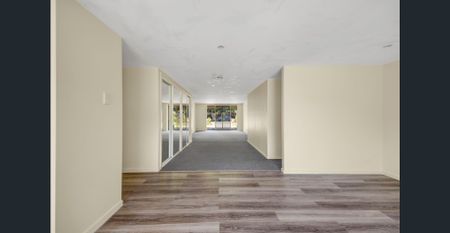 Ground-Level Duplex Living in Florida Gardens - Photo 3