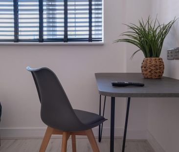 1 bedroom flat to rent - Photo 6