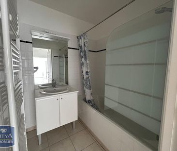 Location Appartement 3 pièces 72m² CHERBOURG-EN-COTENTIN 50100 - Photo 4