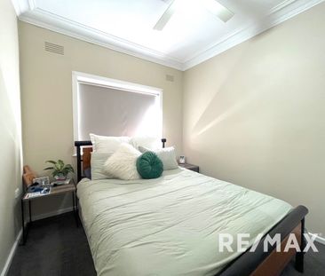 380 Lake Albert Road, Kooringal - Photo 1