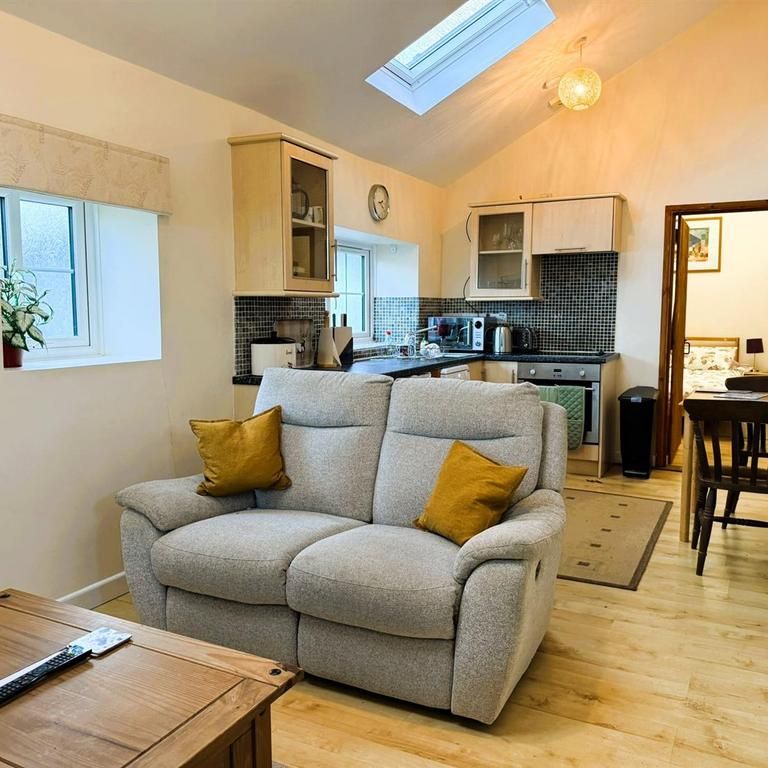 1 bedroom apartment to rent - Photo 1