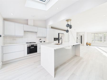 Yeomans Mews, Isleworth, Middlesex, TW7 - Photo 5