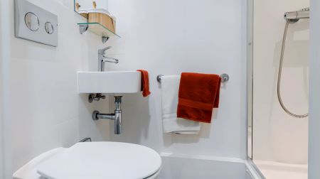 Gold En Suite - Photo 5