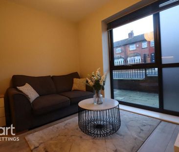 2 bedroom apartment to rent - Photo 3