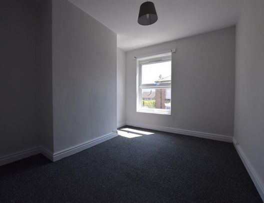 2 Bedroom Terraced To Let - Photo 1