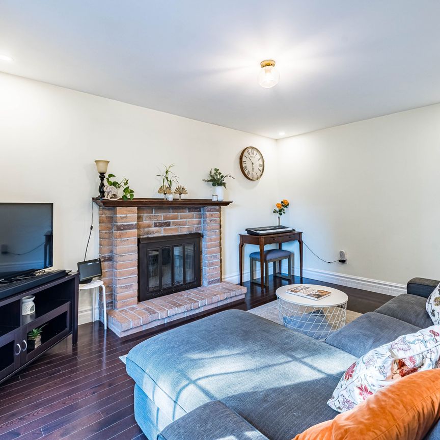 For Lease - 22 Mayflower Street Unit# Upper, Whitby, Ontario - Photo 1