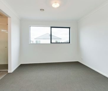 Modern Family Home with Style and Space - Photo 2