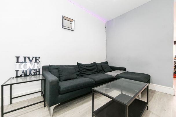 Hartley Grove, Hyde Park, Leeds - Photo 1