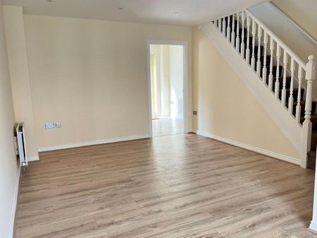 3 bedroom terraced house to rent - Photo 2