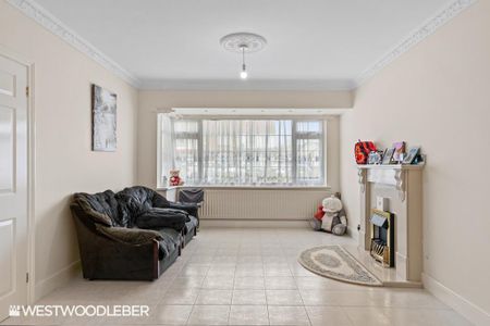 3 bedroom semi-detached house to rent - Photo 5