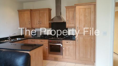 2 bedroom flat to rent - Photo 3