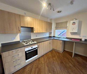 2 bedroom flat to rent - Photo 3