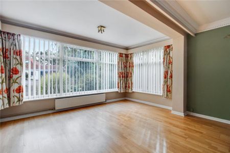 4 bedroom detached house to rent - Photo 4