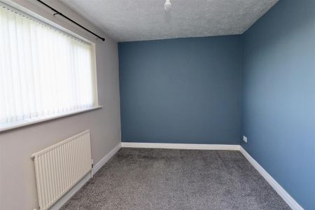 2 bedroom semi-detached house to rent - Photo 2