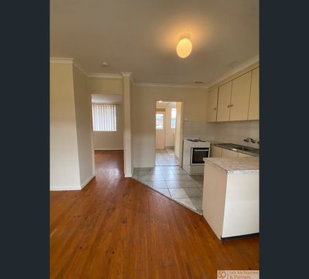 3/9 Charles Street, Queanbeyan, NSW 2620 - Photo 3