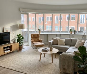 Lejlighed med altan ved gågaden - Photo 1