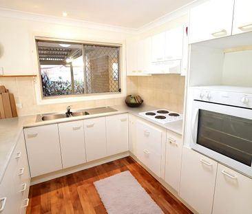 For Rent – Family Friendly 3 Bedroom Home in a Quiet Cul-de-Sac - Photo 4