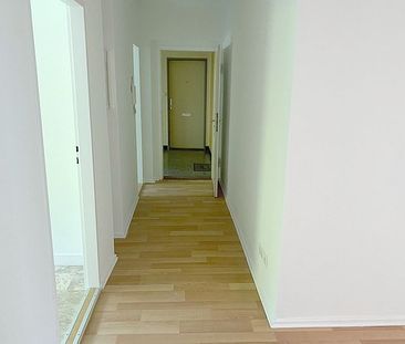 + 2 Zimmer - Großer Balkon + - Foto 6