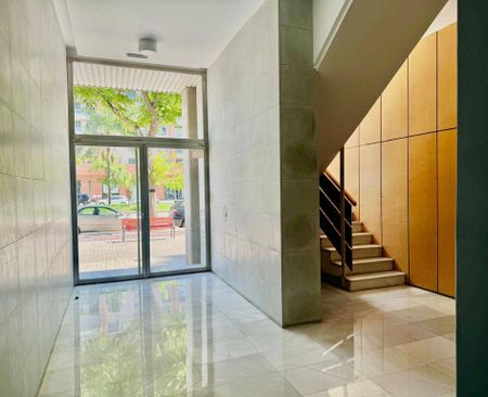 4 room luxury Apartment for rent in Valencia - Photo 4