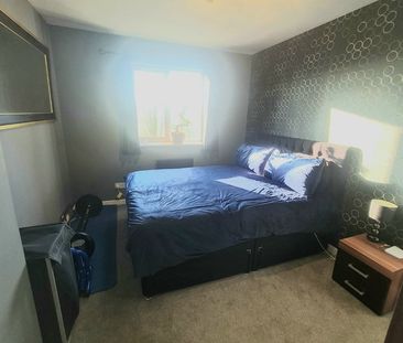 1 Bed Flat, Cumberland Place, SE6 - Photo 2