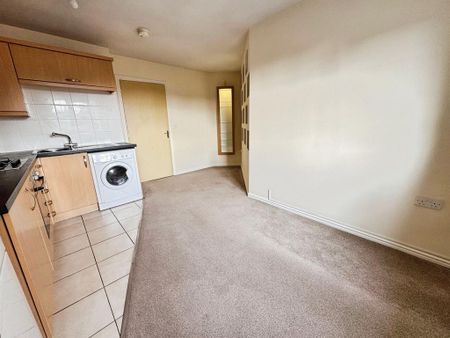 1 bedroom flat to rent - Photo 2