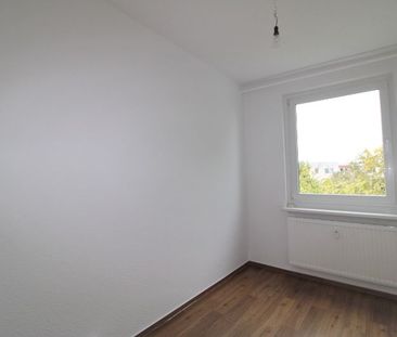 Einziehen und wohlfühlen! 3 Zimmer im 4. OG - Foto 4