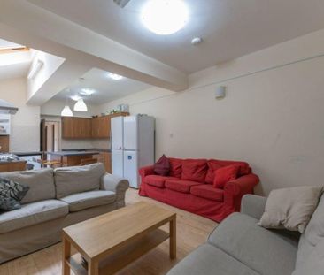 7 bedroom terraced house to rent - Photo 1