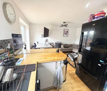 2 bedroom bungalow to rent - Photo 3
