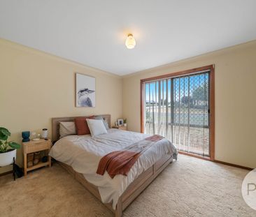 30 Avocet Drive, Estella, NSW 2650 - Photo 2