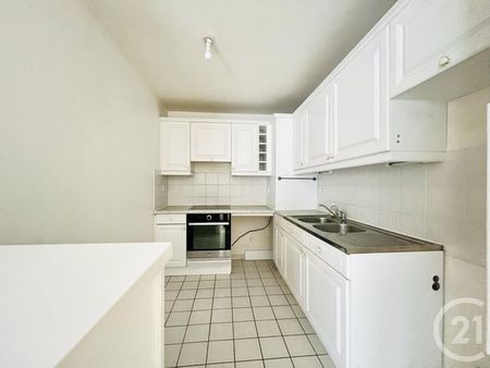 Appartement à louer - Photo 2