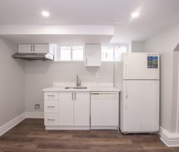 All Inclusive 2 Bedroom + Den Lower Unit in St. Catharines!! - Photo 5